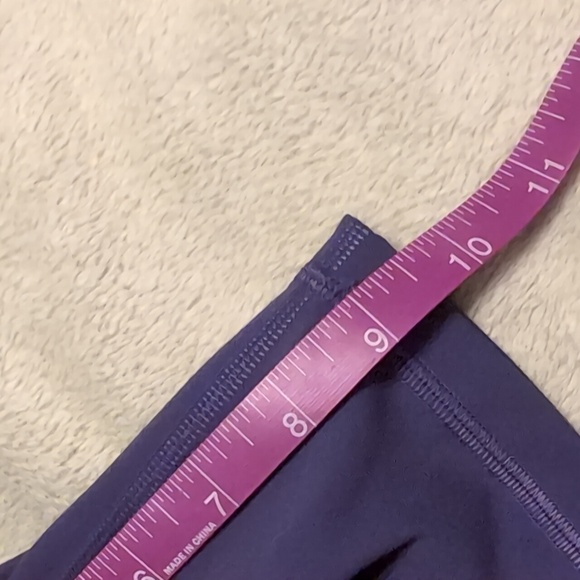 lululemon Like New - Purple Cycling Shorts - 6 - Picture 6 of 6